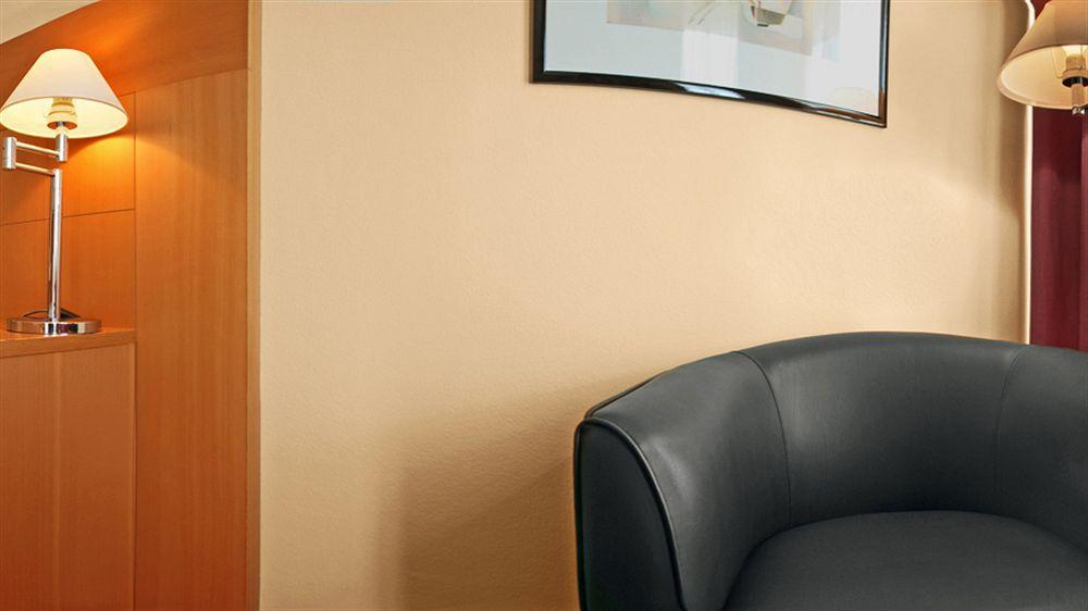 Hotel Plaza Premium Keulen