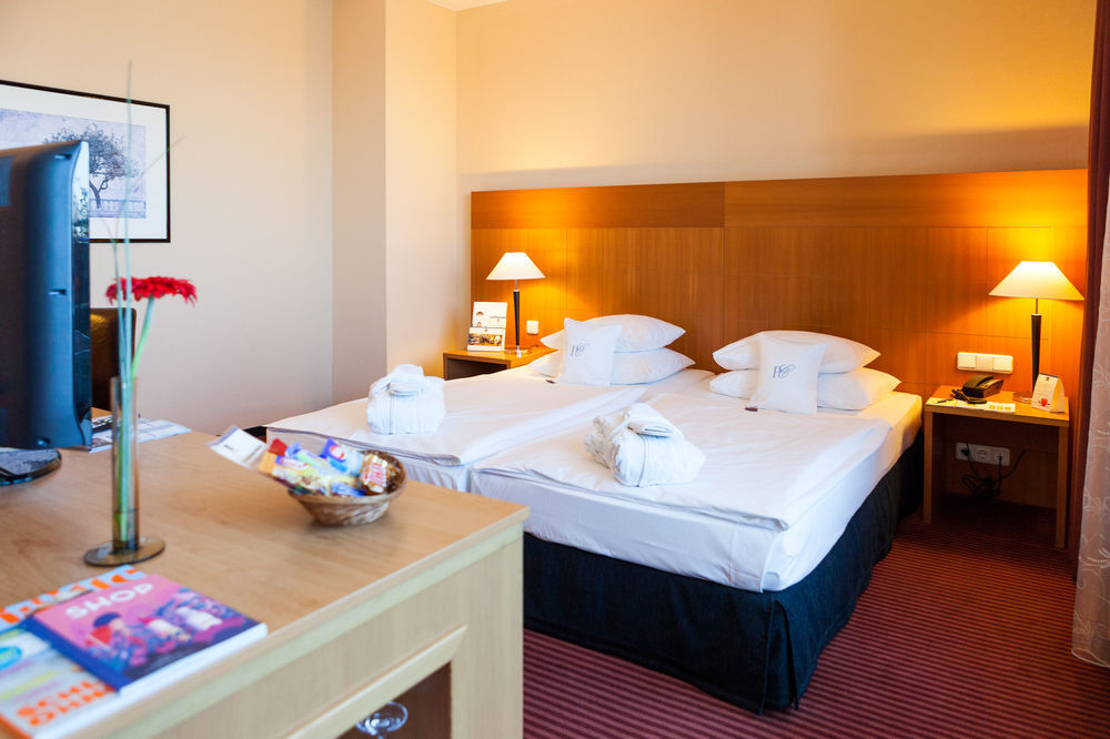 Plaza Premium Hotel Keulen