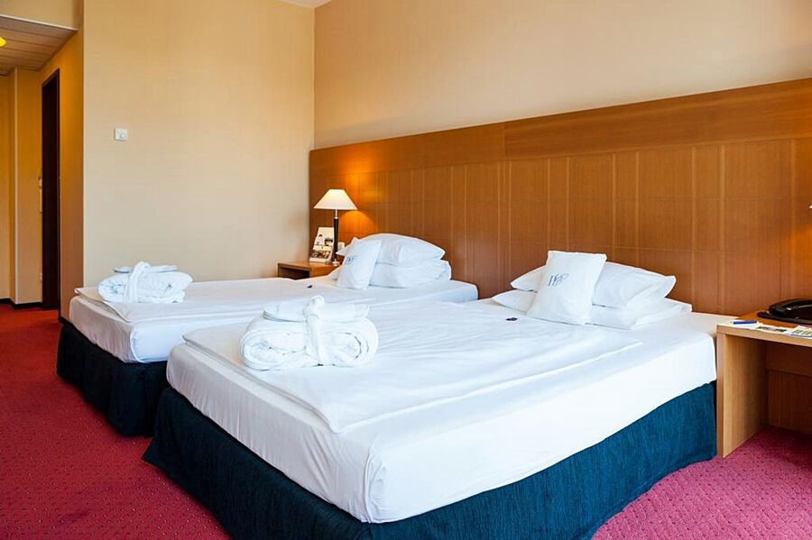 Plaza Premium 4* Colónia